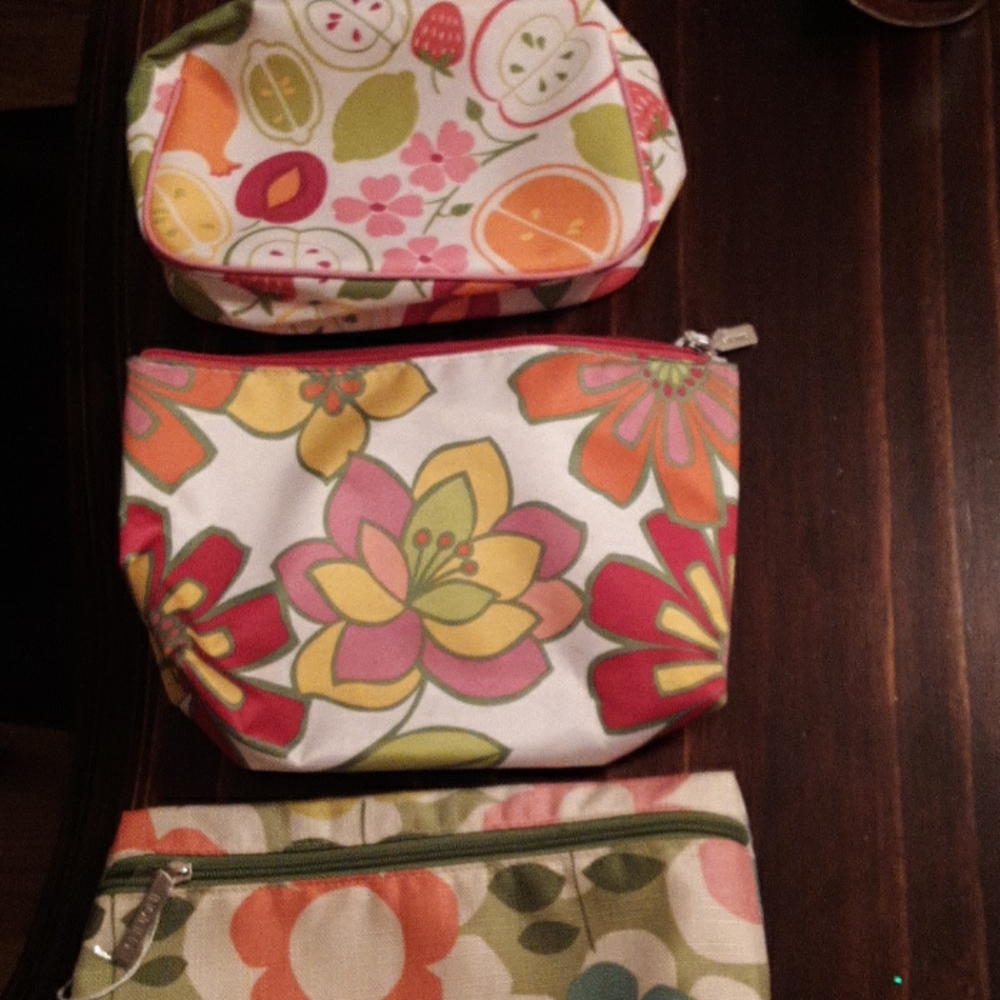 Clinique make up bags
